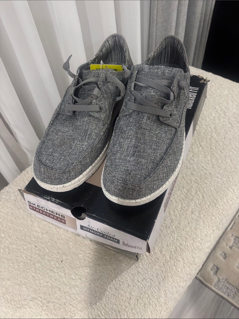 Skechers Heathered Gray Knit Slip-On Lace Casuals